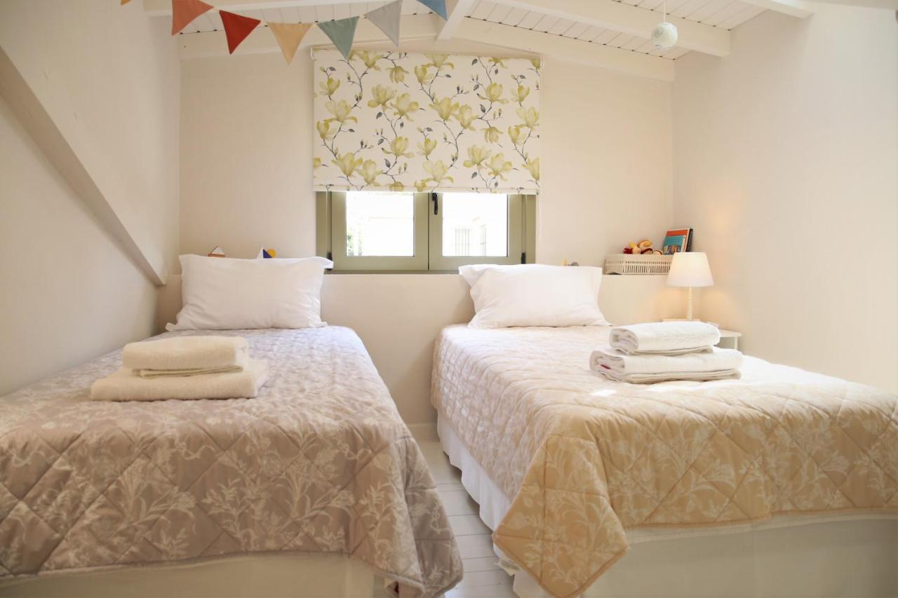 For4 Seasons Home 2 - By Avelink Spata  Ngoại thất bức ảnh